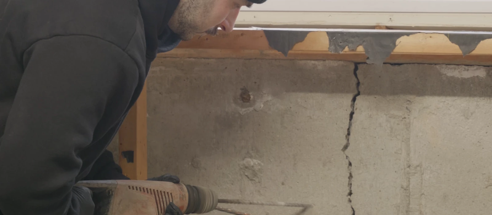 Foundation crack repair interior fix solage solide 1