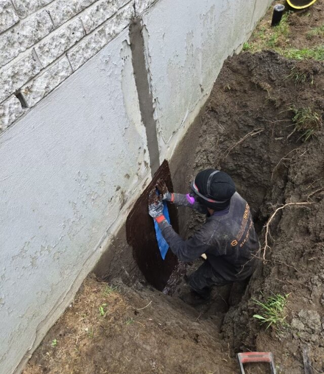 Crack repair old pic 00005