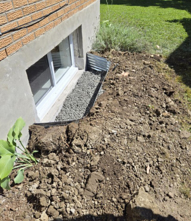 Window well solage solide 00001