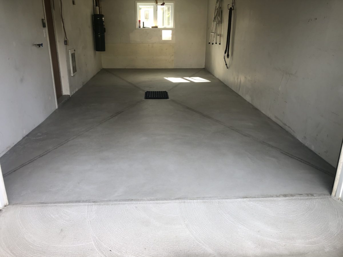 Garage floor repair 00003 Solage Solide